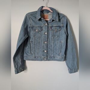 Levi's women's denim jacket size M